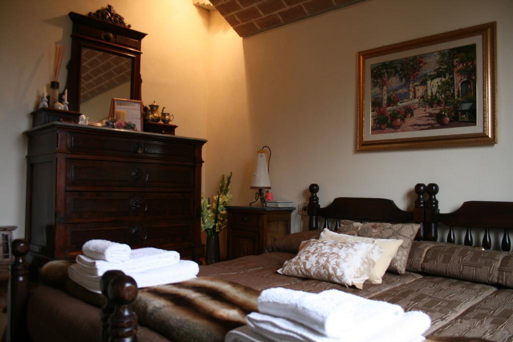 Gasthaus Relais Il Monticello Montefiore Conca Zimmer foto